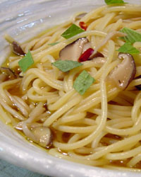 Soup Spaghetti with Mushroon