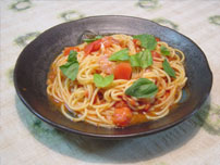 Mozzarella Cheese and Bazil Spaghetti with Pomodoro Sauce
