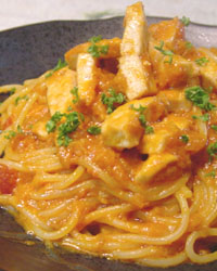 Spaghetti with Swordfish Meat Sauce