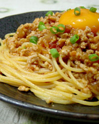Spaghetti with Chicken Meat Sauce
